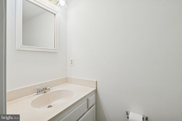 55 GRAVENHURST CT, North Potomac, MD 20878