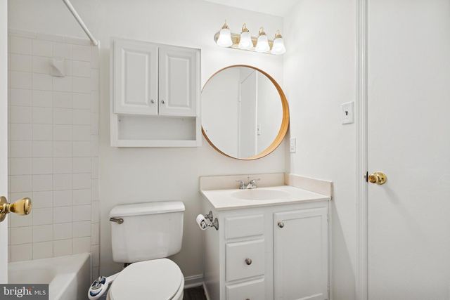 55 GRAVENHURST CT, North Potomac, MD 20878