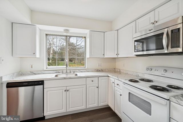 55 GRAVENHURST CT, North Potomac, MD 20878