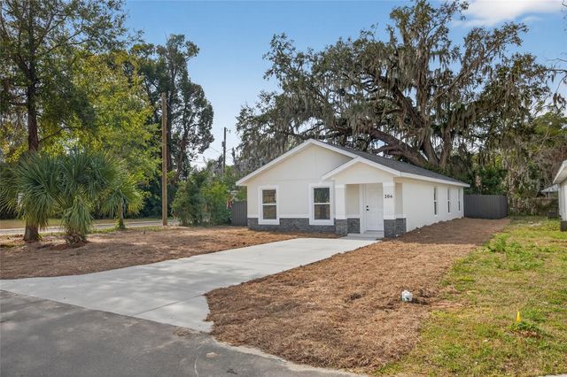206 NW 9TH AVE, Ocala, FL 34475