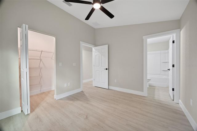 206 NW 9TH AVE, Ocala, FL 34475