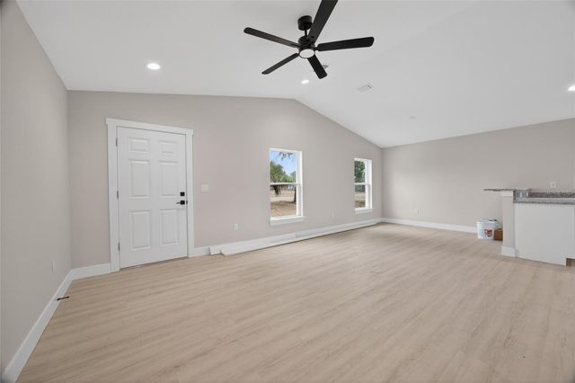 206 NW 9TH AVE, Ocala, FL 34475