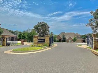 2932 Lakeshire Ridge Way, Edmond, OK 73034