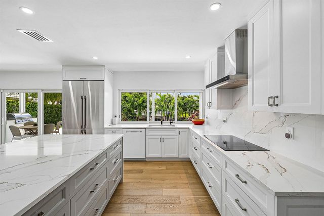 800 Holly Lane, Boca Raton, FL 33486