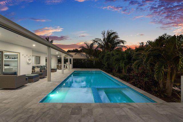 800 Holly Lane, Boca Raton, FL 33486