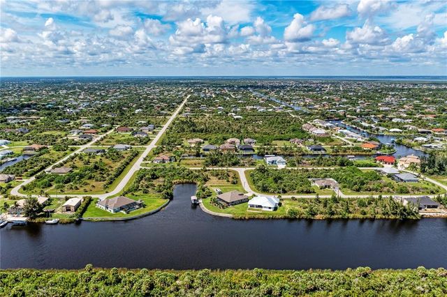 10471 POUGHKEEPSIE CIRCLE, Port Charlotte, FL 33981