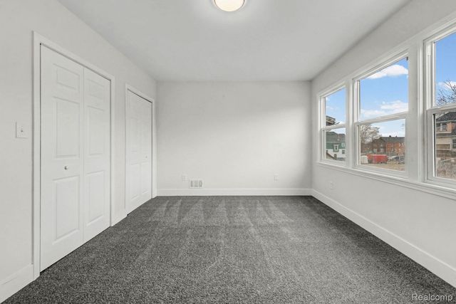 213 Avalon Street, Highland Park, MI 48203