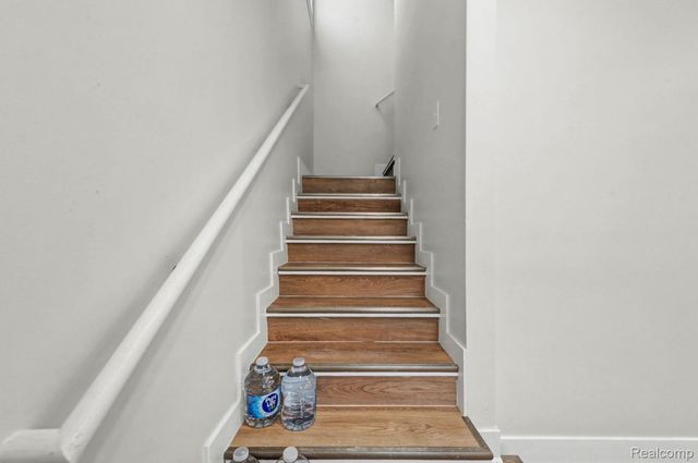 213 Avalon Street, Highland Park, MI 48203