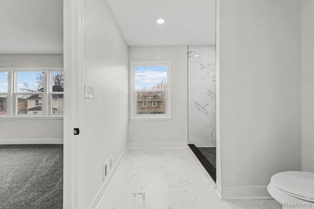 213 Avalon Street, Highland Park, MI 48203