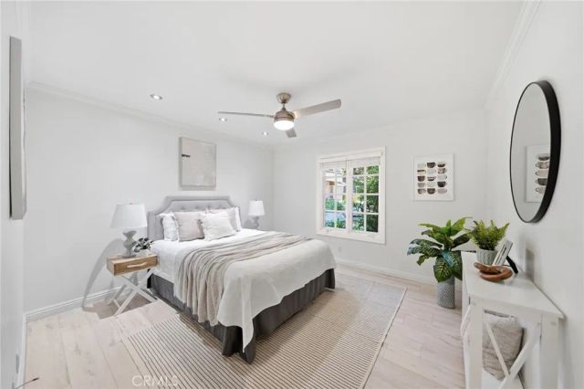 185 Streamwood, Irvine, CA 92620