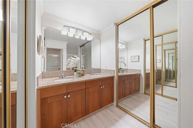 185 Streamwood, Irvine, CA 92620