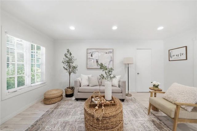 185 Streamwood, Irvine, CA 92620