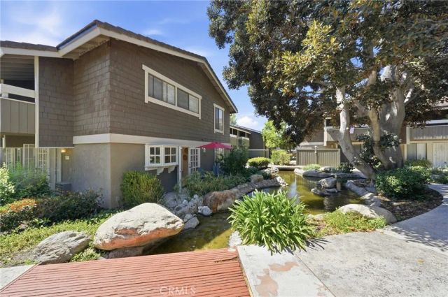 185 Streamwood, Irvine, CA 92620