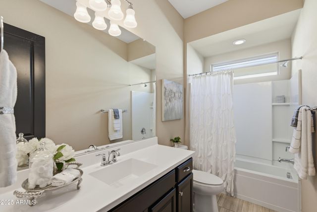 22218 N 28TH Street, Phoenix, AZ 85050