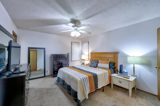 302 W Lockwood St, Wichita, KS 67217