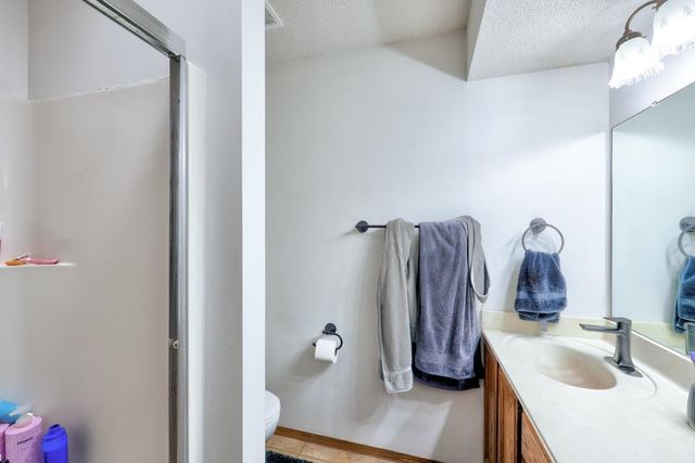 302 W Lockwood St, Wichita, KS 67217