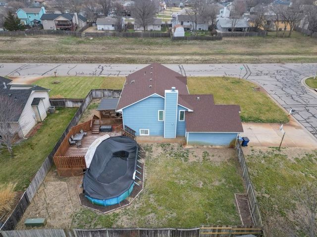 302 W Lockwood St, Wichita, KS 67217