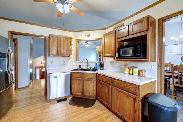 302 W Lockwood St, Wichita, KS 67217