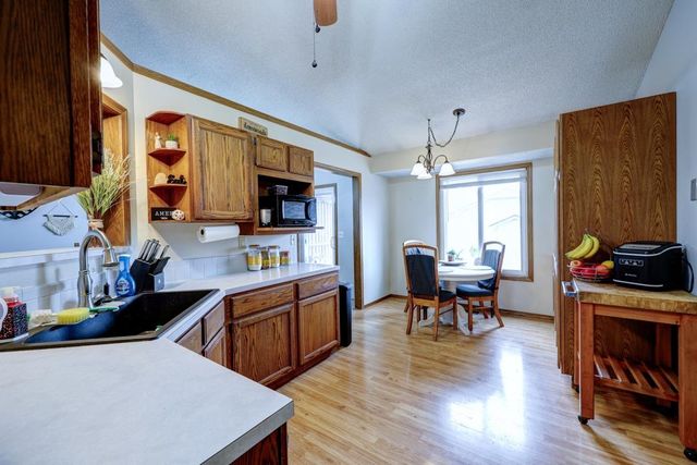 302 W Lockwood St, Wichita, KS 67217