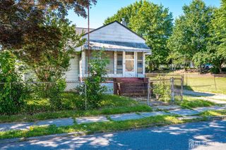 109 2nd Street, Woodbridge Proper, NJ 07095