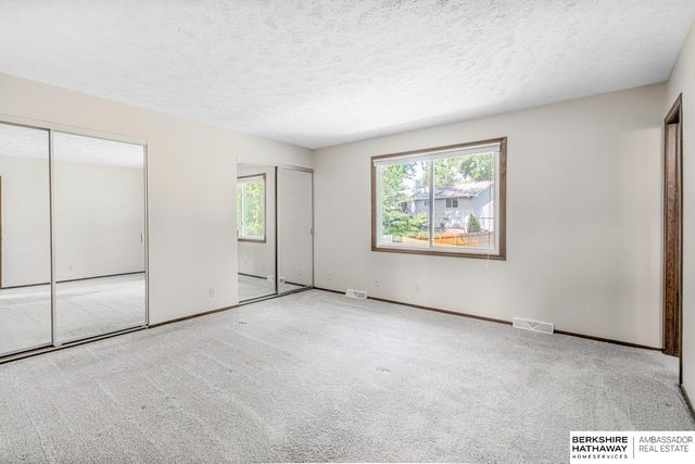 14706 Monroe Street, Omaha, NE 68137