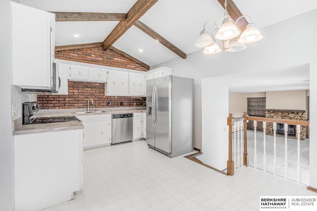 14706 Monroe Street, Omaha, NE 68137