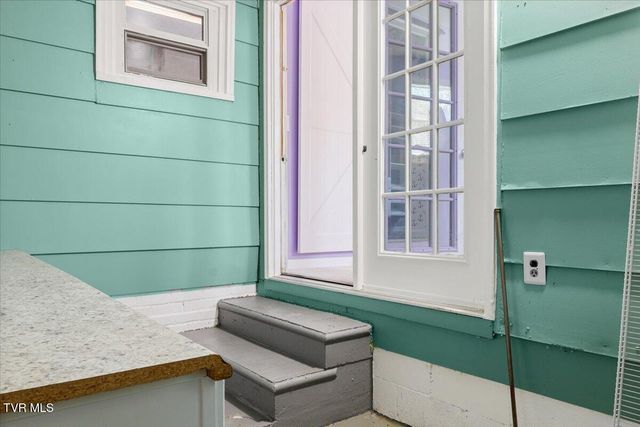 306 Arbutus Avenue, Kingsport, TN 37660