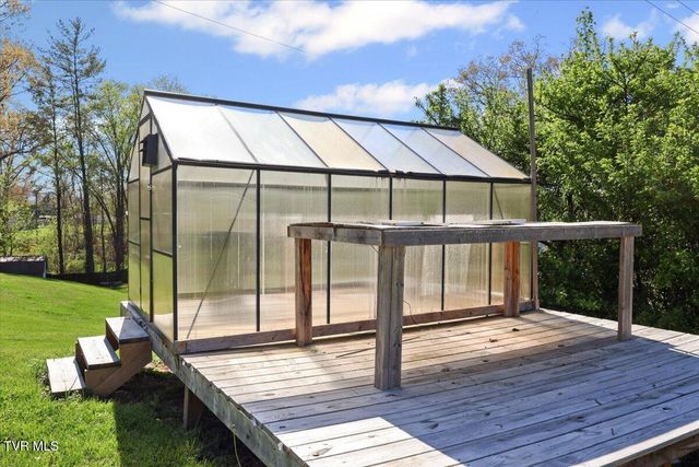 306 Arbutus Avenue, Kingsport, TN 37660