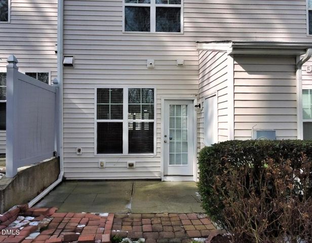 100 Stratford Lakes Drive Unit 322, Durham, NC 27713