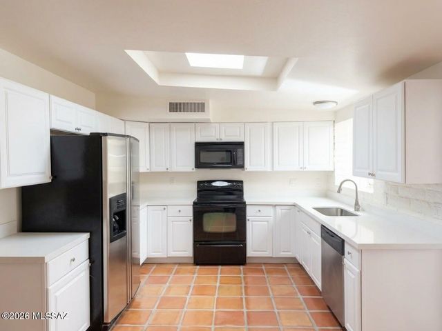 1201 W Calle Concordia, Oro Valley, AZ 85704