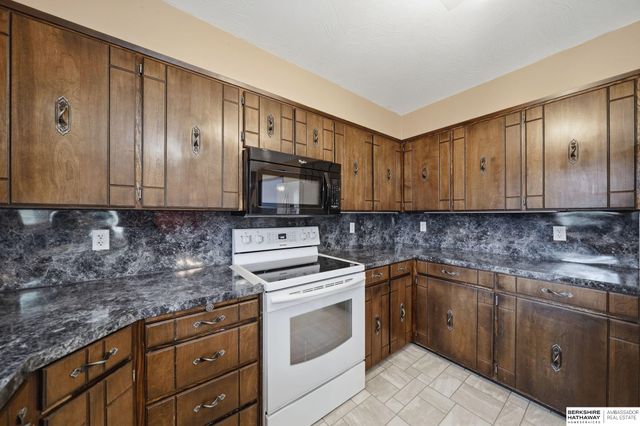 227 10th Street, Unadilla, NE 68446