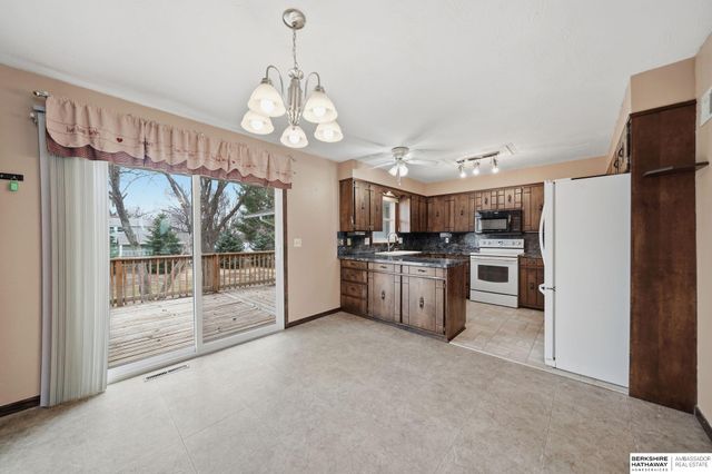 227 10th Street, Unadilla, NE 68446