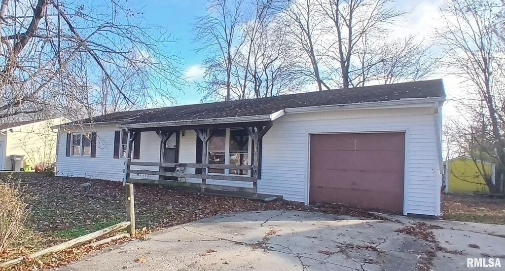 1105 BRADLEY Lane, Carterville, IL 62918