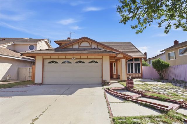 1813 Chesapeake Way, Corona, CA 92878