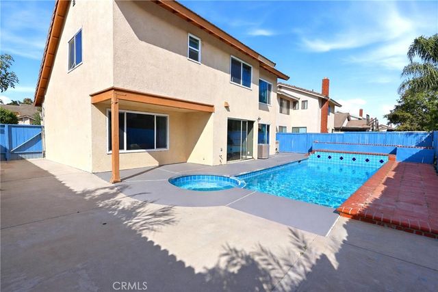 1813 Chesapeake Way, Corona, CA 92878