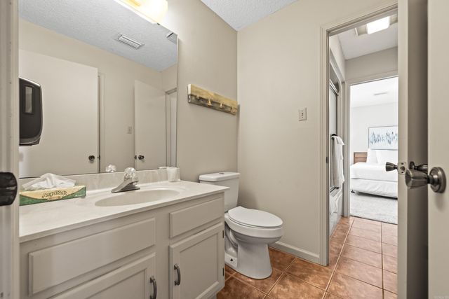 5371 Central Ave, Unit 6E, Hot Springs, AR 71913