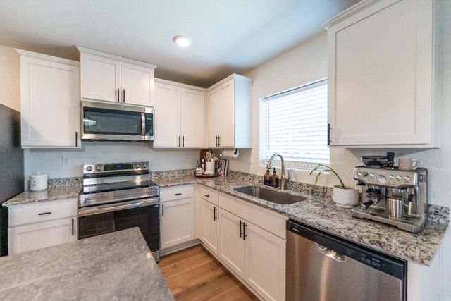 2157 Mickelson Dr, Marysville, CA 95901