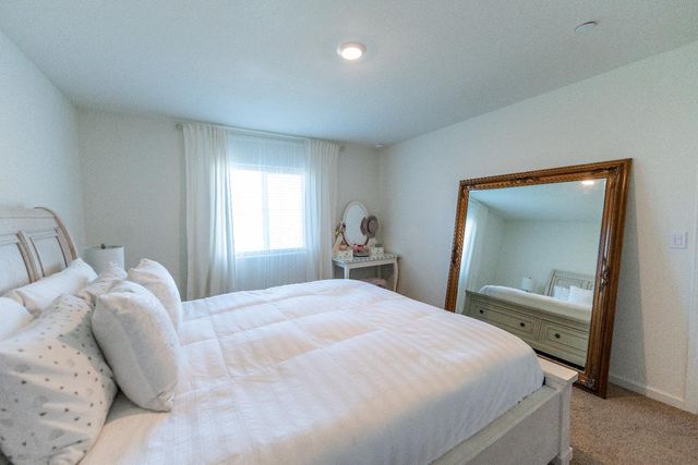 2157 Mickelson Dr, Marysville, CA 95901