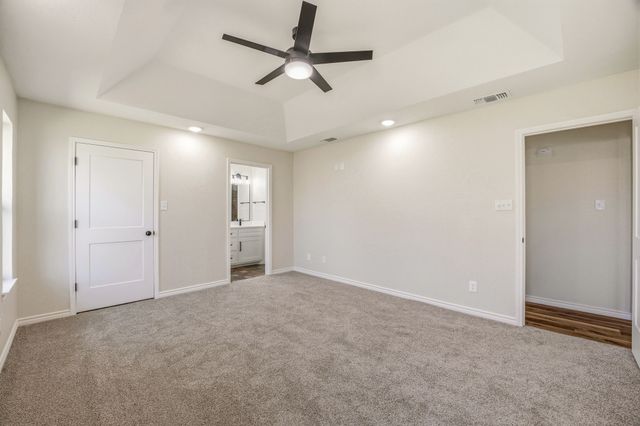1318 Fairway Drive, Graham, TX 76450