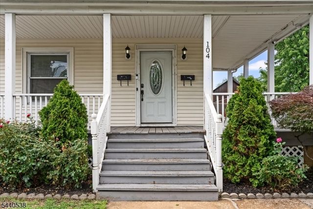 102 Watchung Ave, North Plainfield Boro, NJ 07060
