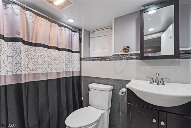102 Watchung Ave, North Plainfield Boro, NJ 07060