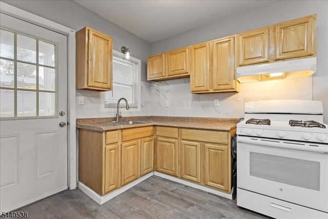 102 Watchung Ave, North Plainfield Boro, NJ 07060