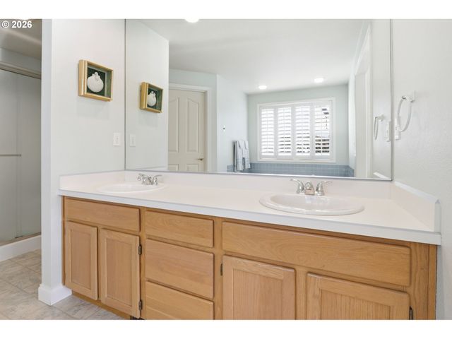 16111 Se 18TH Way, Vancouver, WA 98683