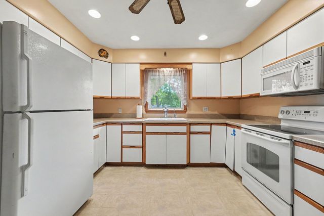 603 Orchard Lane, Beecher, IL 60401