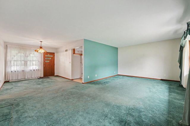 603 Orchard Lane, Beecher, IL 60401