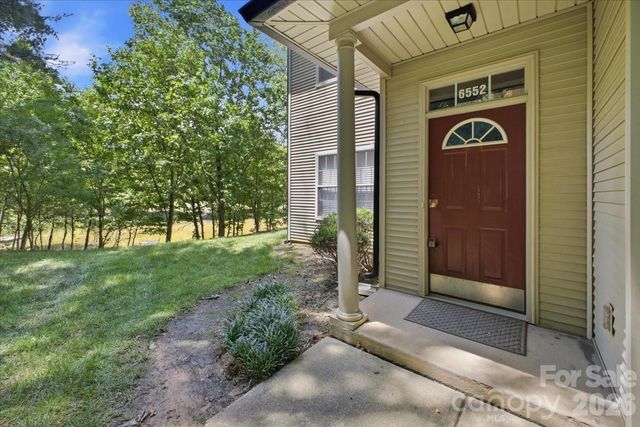 6552 Quarterbridge Lane, Charlotte, NC 28262
