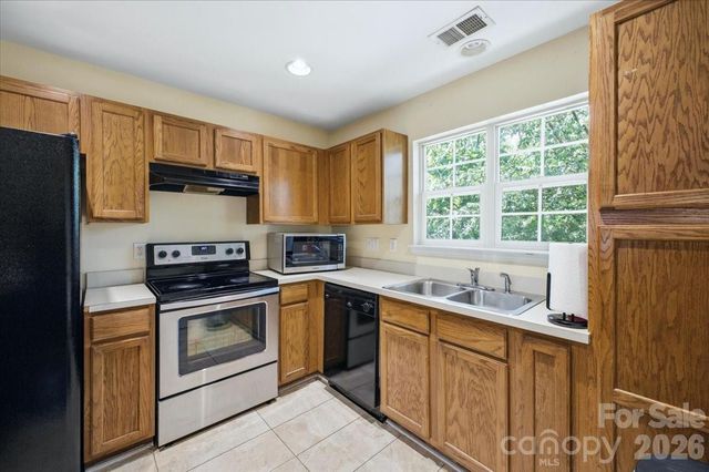 6552 Quarterbridge Lane, Charlotte, NC 28262