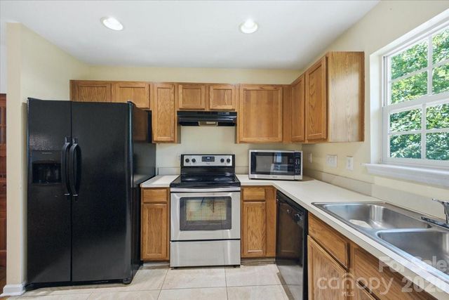 6552 Quarterbridge Lane, Charlotte, NC 28262