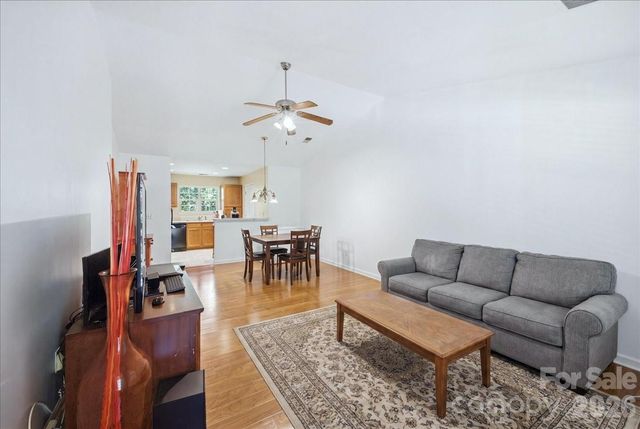 6552 Quarterbridge Lane, Charlotte, NC 28262