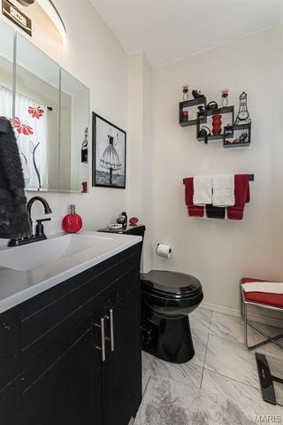 2844 Sugar Tree Lane, Maryland Heights, MO 63043